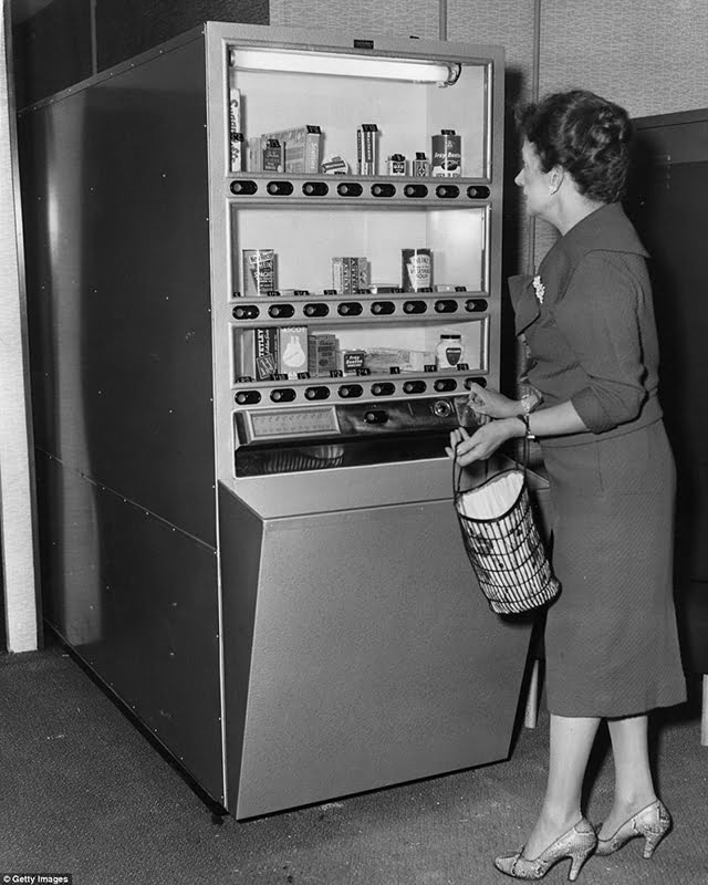 Vintage vending machine 20